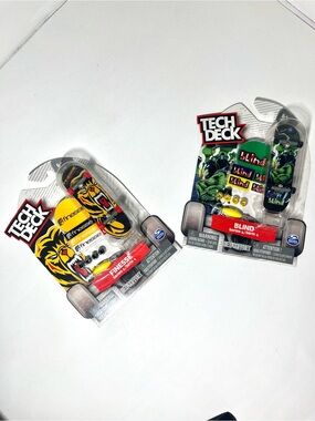Tech Deck Series 4 Lot – Blind & Finesse Fingerboards